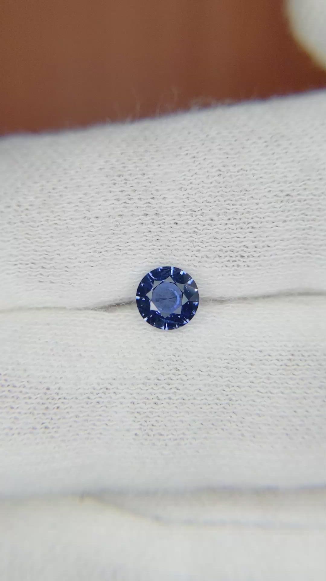 0.76 Ct. Blue Sapphire from Ceylon (Sri Lanka) Size Video