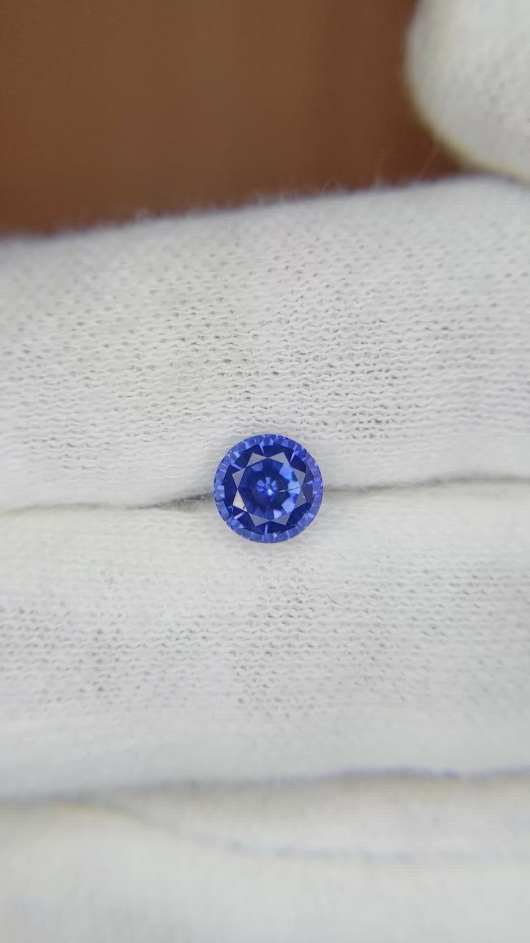 1.27 Ct. Blue Sapphire from Ceylon (Sri Lanka) Size Video