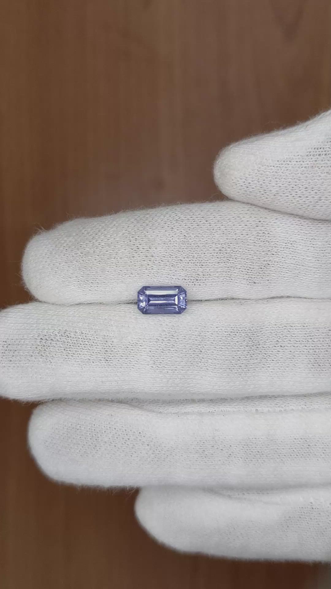 1.51 Ct. Blue Sapphire from Ceylon (Sri Lanka) Size Video