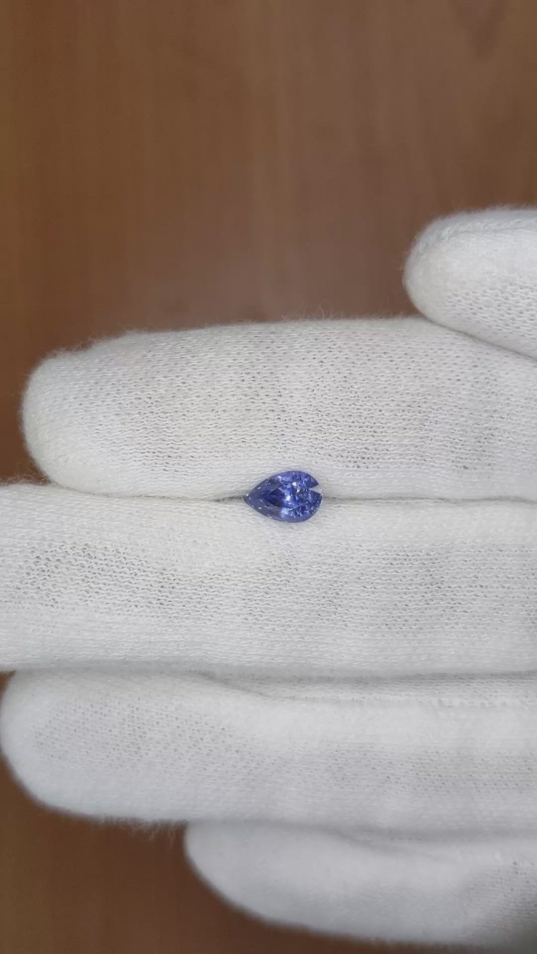1.05 Ct. Blue Sapphire from Ceylon (Sri Lanka) Size Video