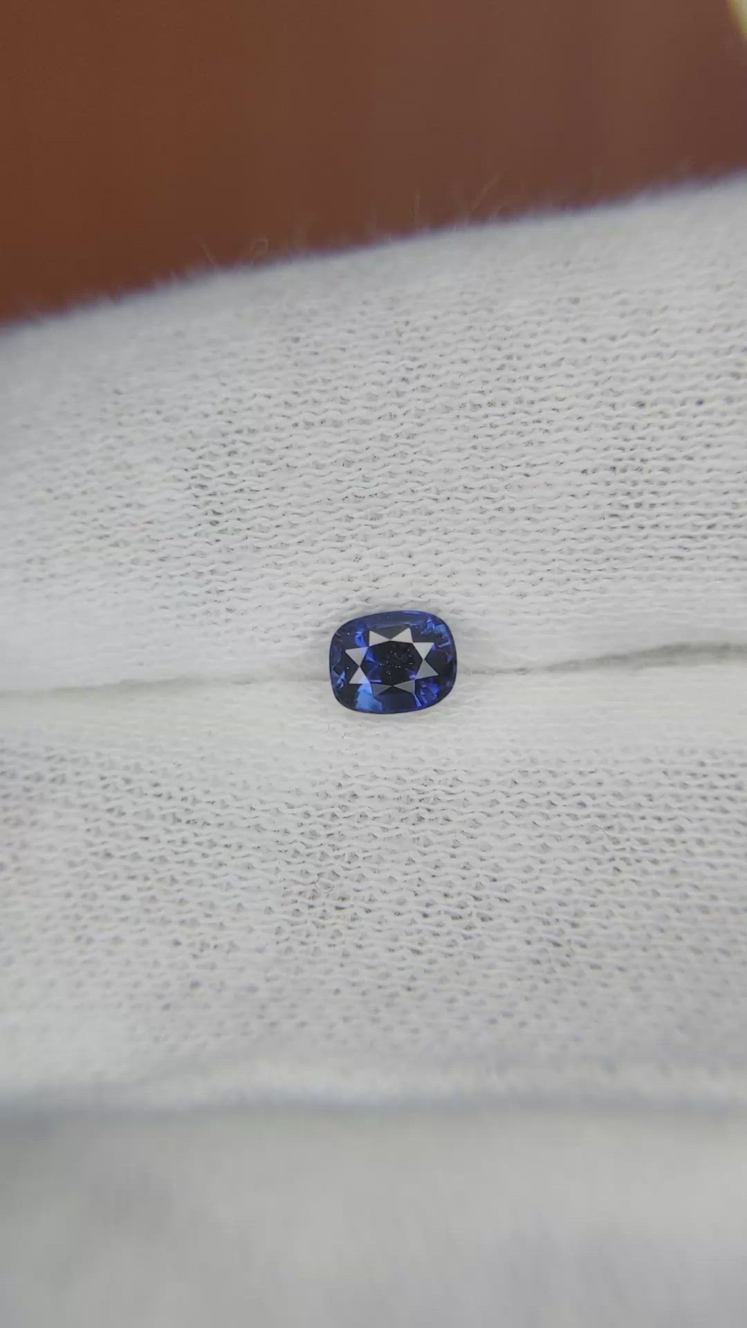 0.52 Ct. Blue Sapphire from Ceylon (Sri Lanka) Size Video