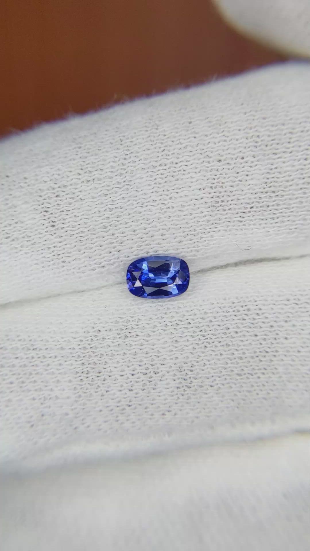 0.59 Ct. Blue Sapphire from Ceylon (Sri Lanka) Size Video