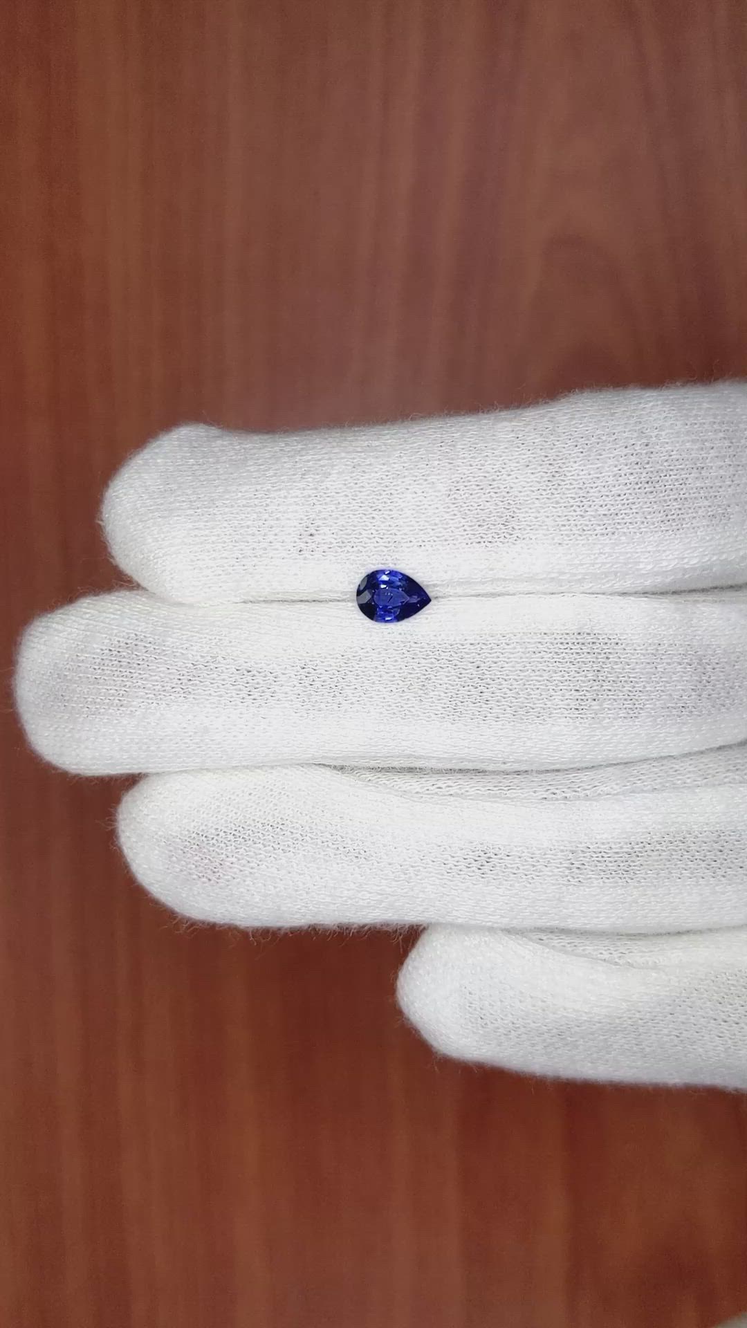 0.61 Ct. Blue Sapphire from Ceylon (Sri Lanka) Size Video