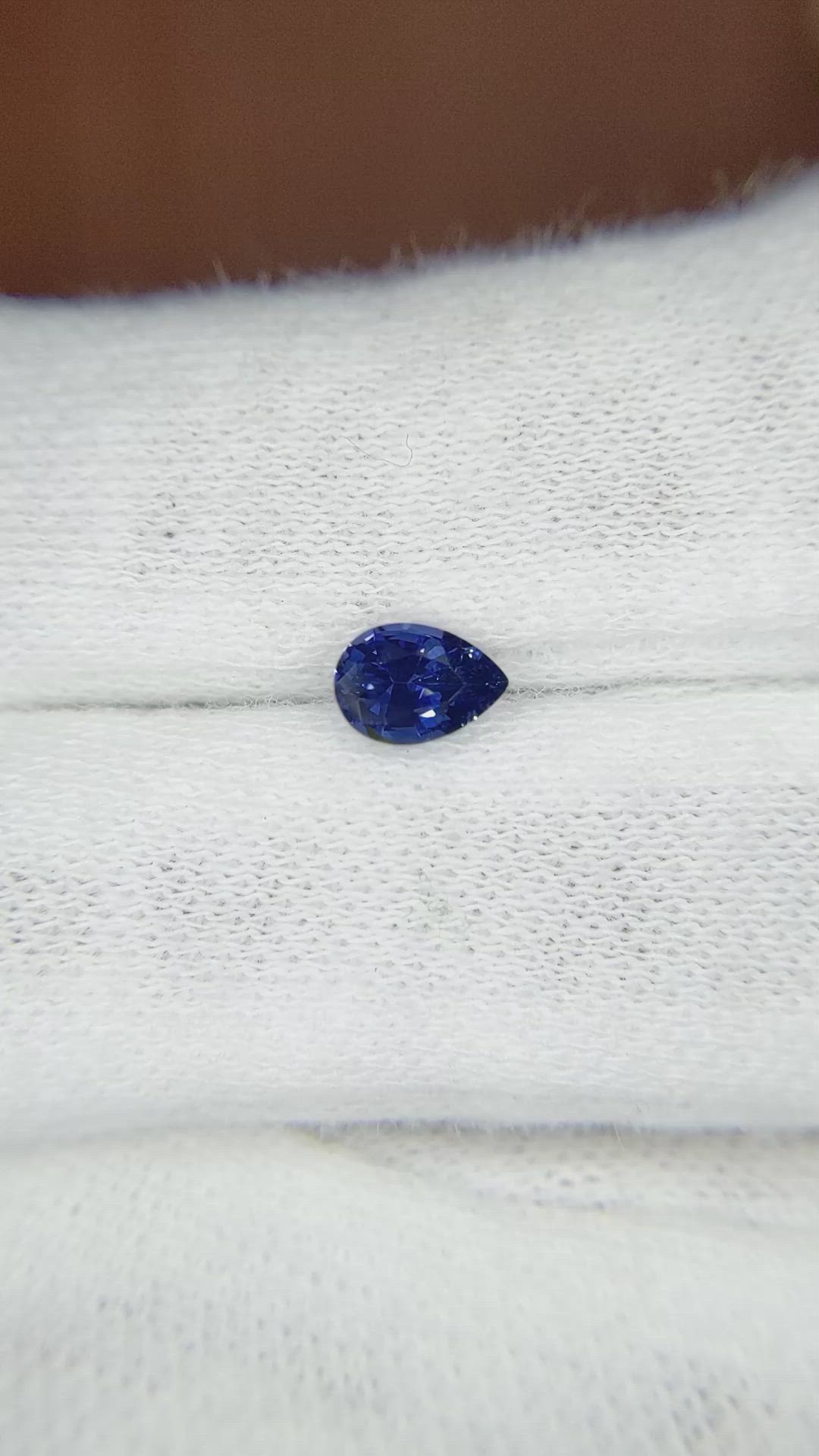 0.61 Ct. Blue Sapphire from Ceylon (Sri Lanka) Size Video