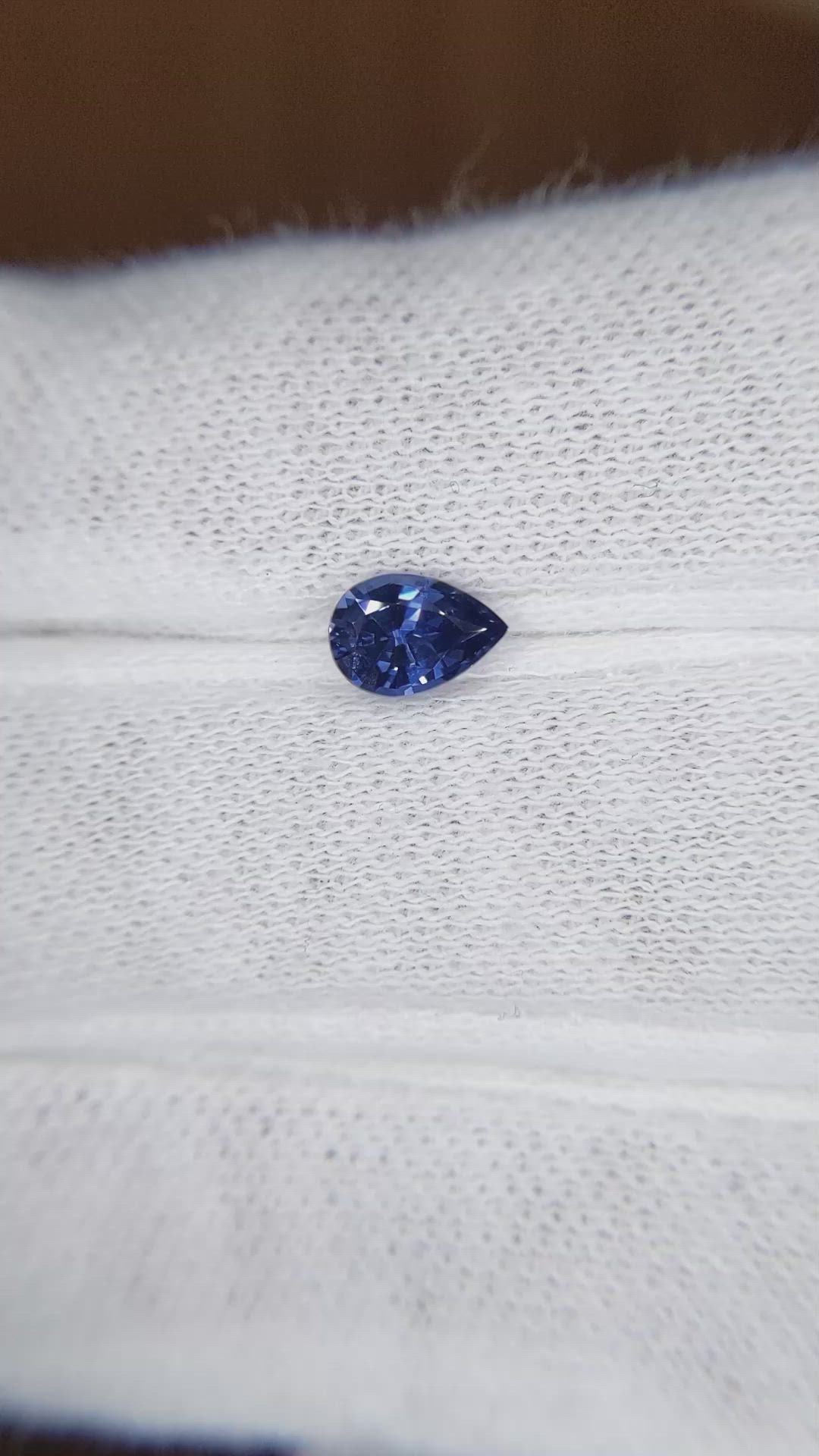 0.65 Ct. Blue Sapphire from Ceylon (Sri Lanka) Size Video