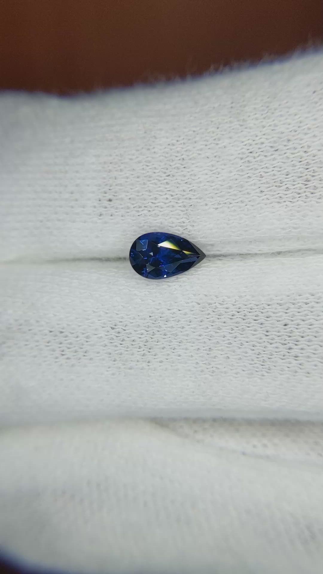 0.74 Ct. Blue Sapphire from Ceylon (Sri Lanka) Size Video