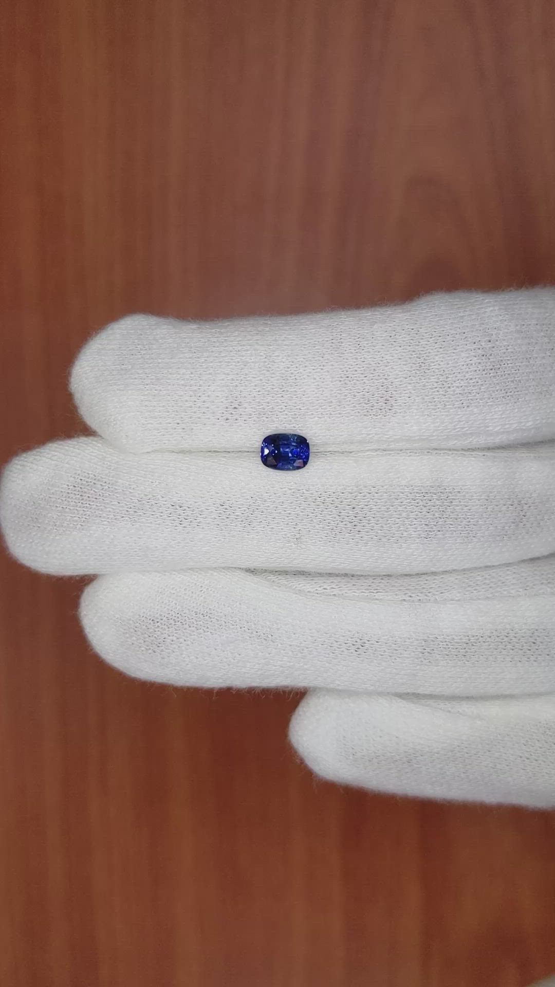 0.78 Ct. Blue Sapphire from Ceylon (Sri Lanka) Size Video