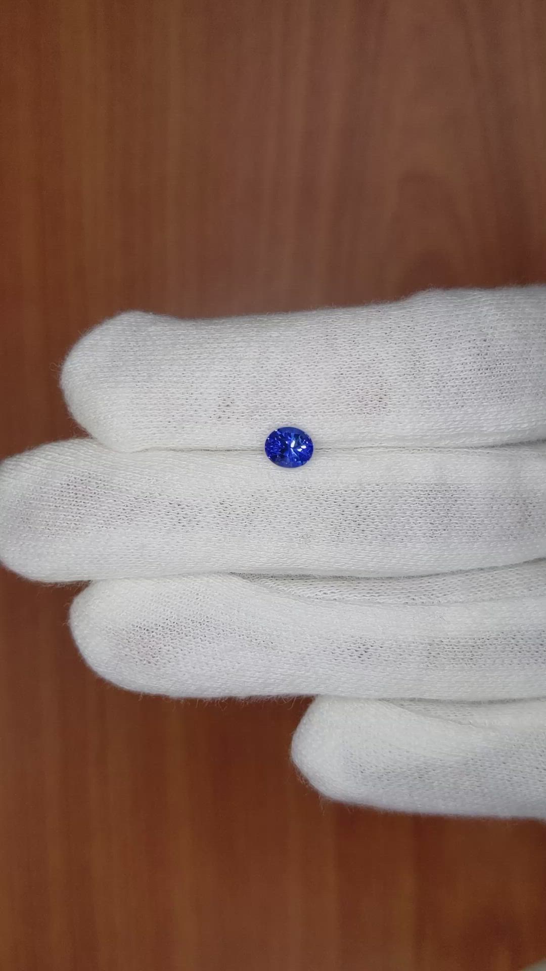 0.81 Ct. Blue Sapphire from Ceylon (Sri Lanka) Size Video
