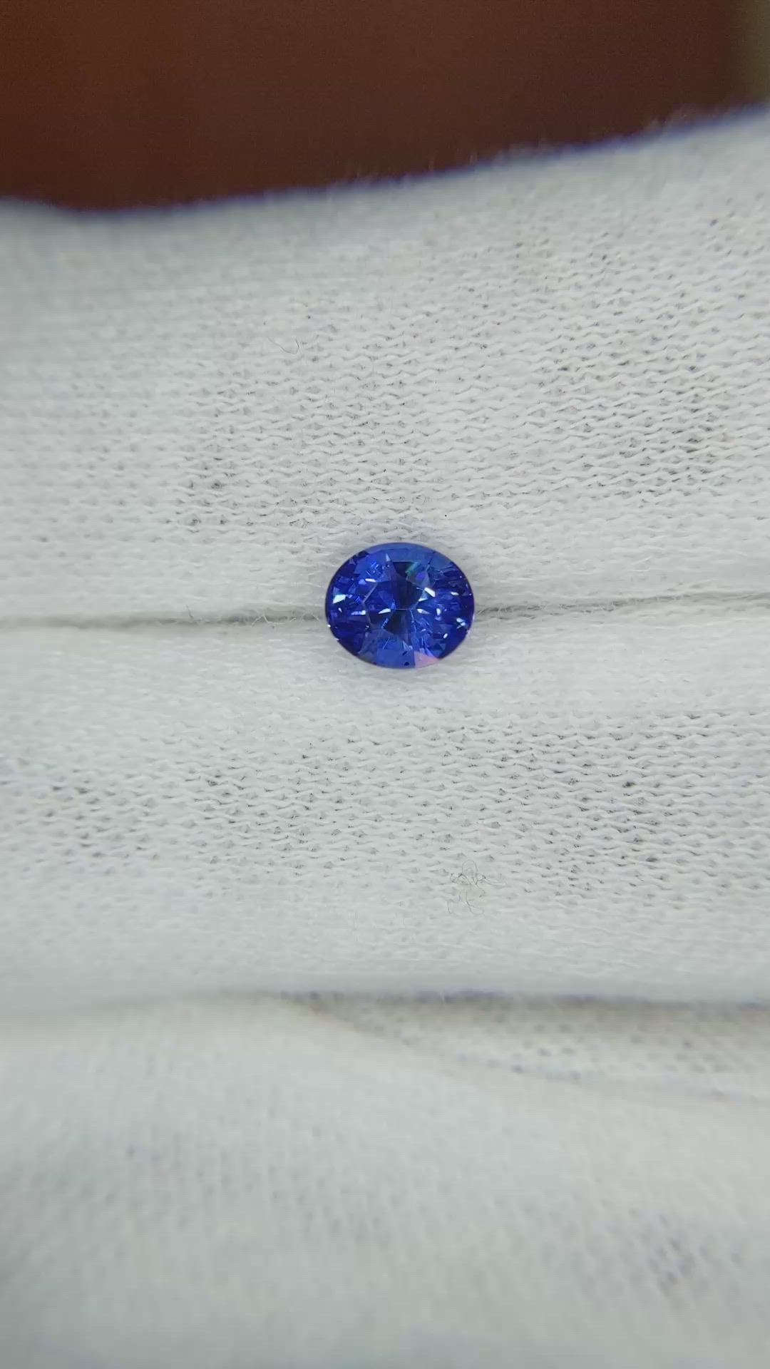 0.81 Ct. Blue Sapphire from Ceylon (Sri Lanka) Size Video