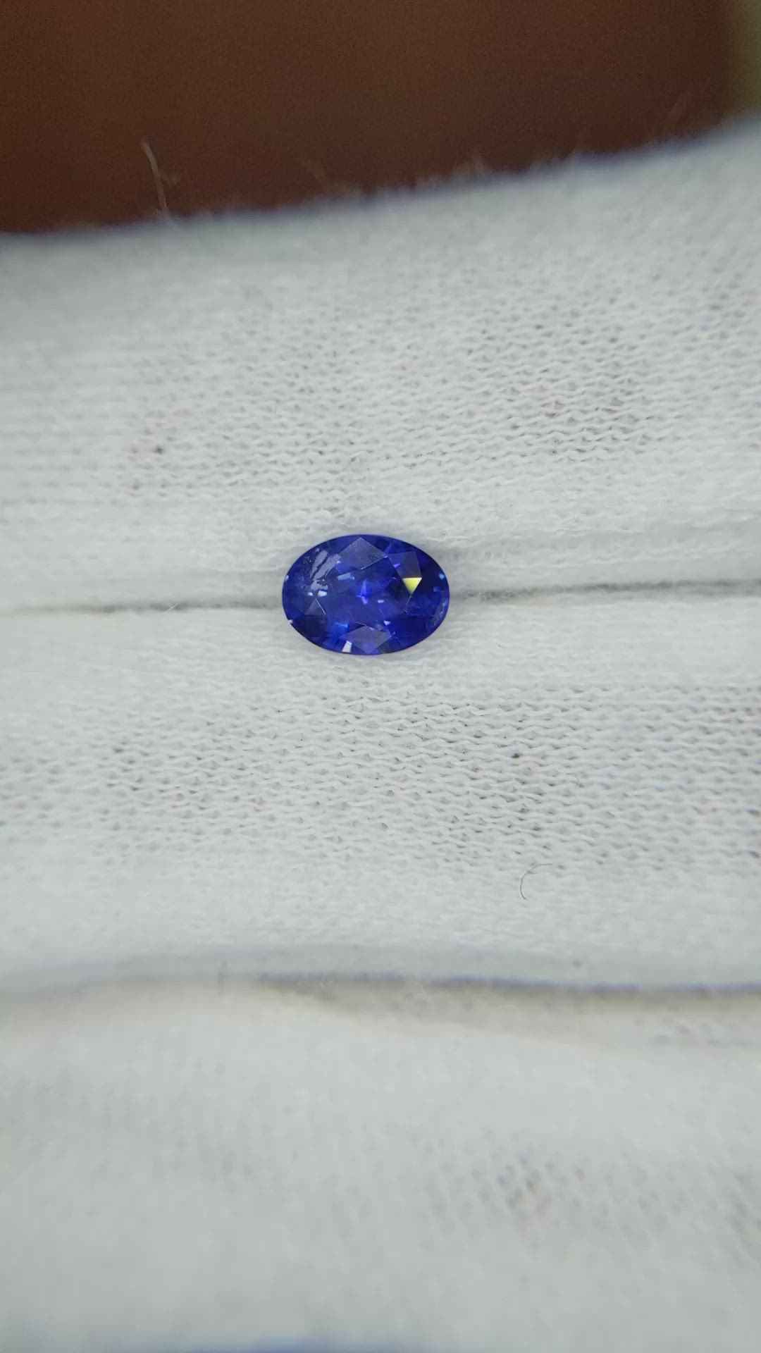 0.87 Ct. Blue Sapphire from Ceylon (Sri Lanka) Size Video