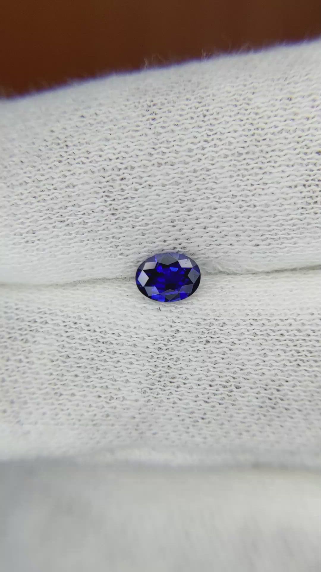 0.41 Ct. Blue Sapphire from Ceylon (Sri Lanka) Size Video