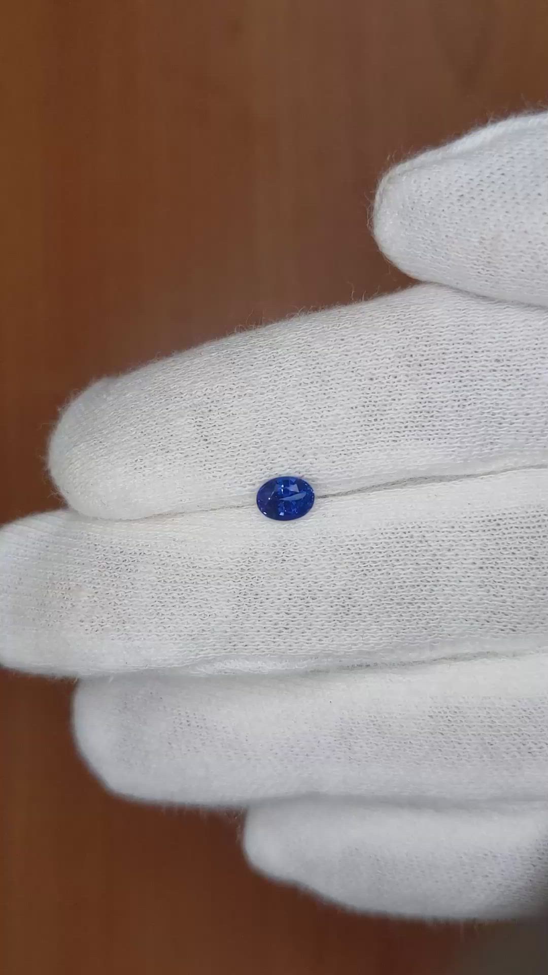 0.54 Ct. Blue Sapphire from Ceylon (Sri Lanka) Size Video