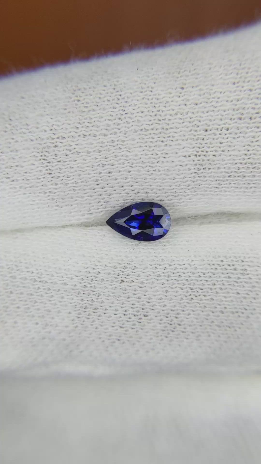0.55 Ct. Blue Sapphire from Ceylon (Sri Lanka) Size Video