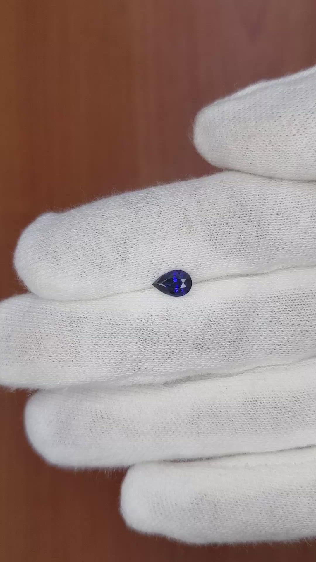 0.67 Ct. Blue Sapphire from Ceylon (Sri Lanka) Size Video