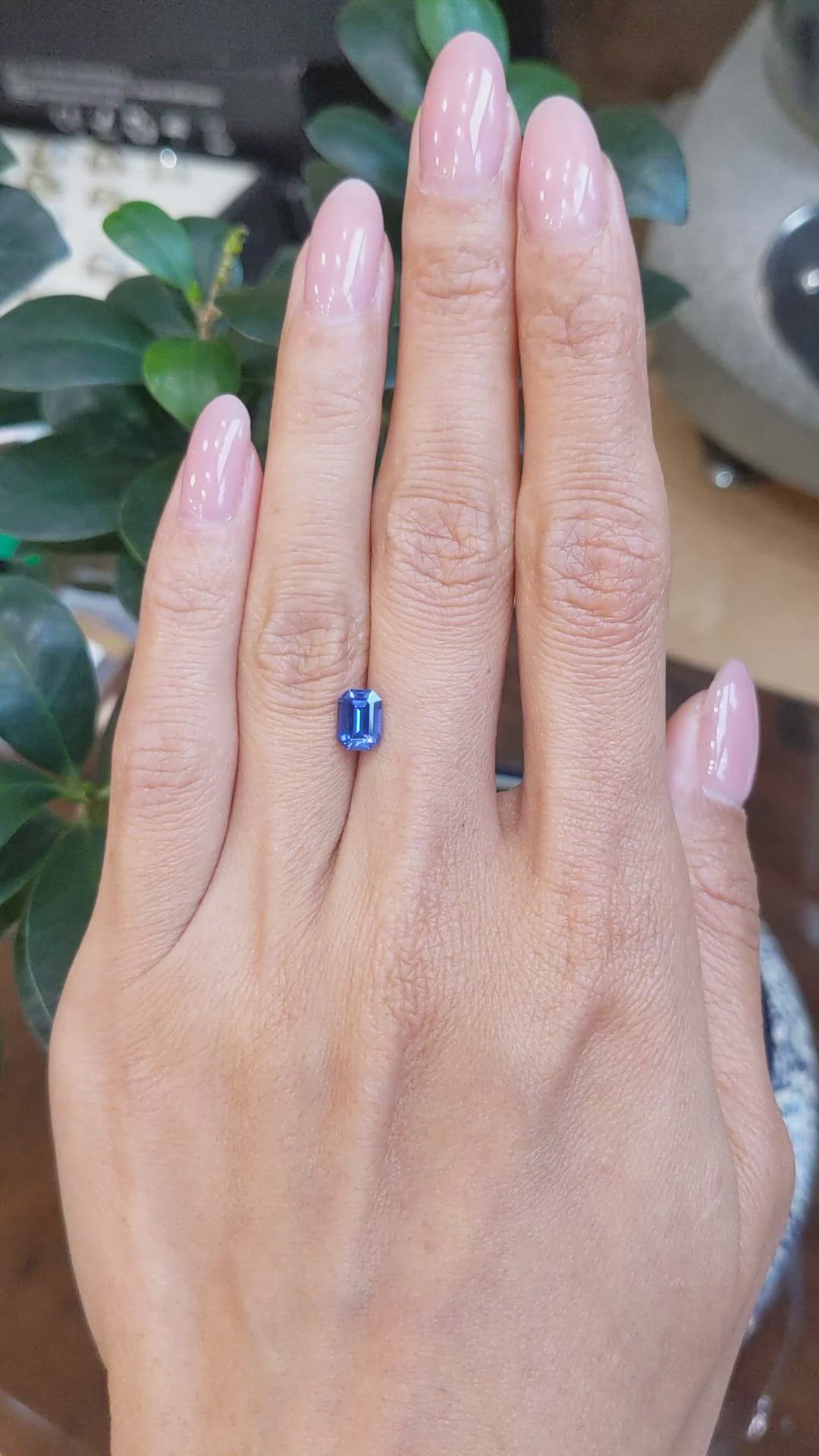 1.25 Ct. Blue Sapphire from Ceylon (Sri Lanka) Size Video