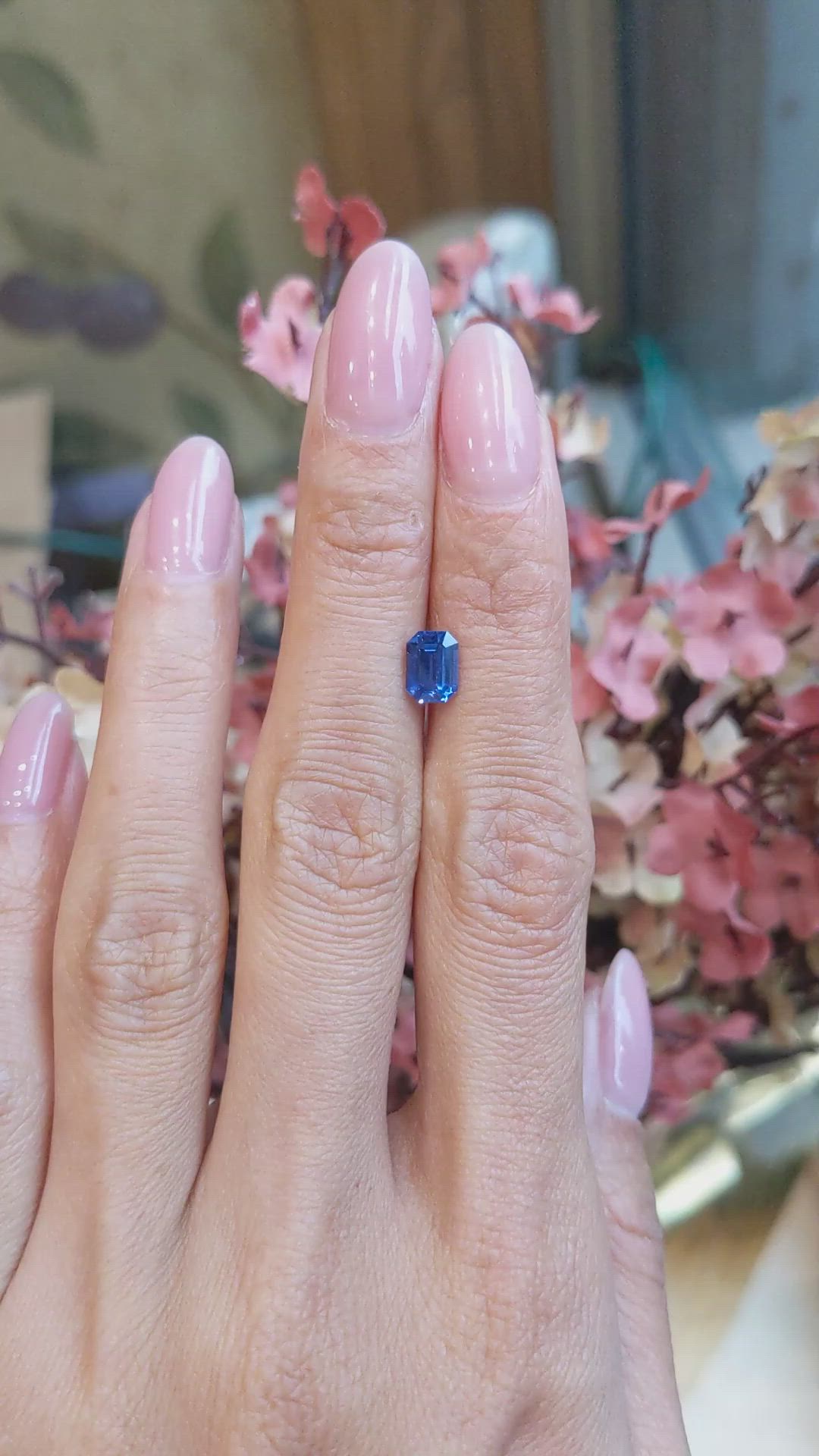 1.25 Ct. Blue Sapphire from Ceylon (Sri Lanka) Size Video