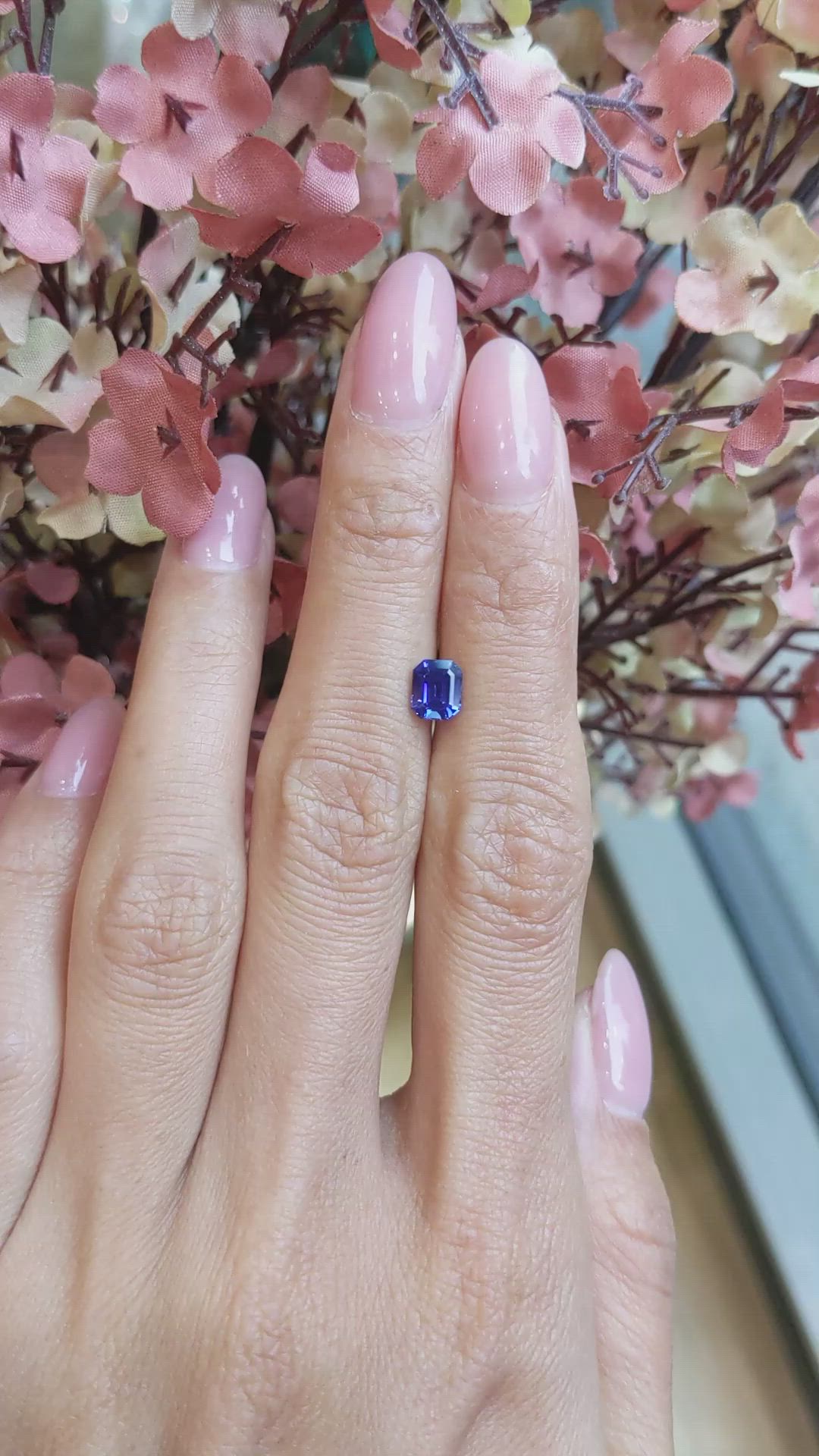0.99 Ct. Blue Sapphire from Ceylon (Sri Lanka) Size Video