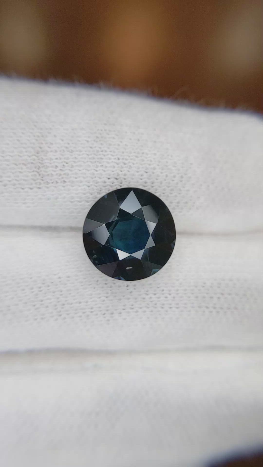 5.03 Ct. Bluish Green Sapphire from Ceylon (Sri Lanka) Size Video