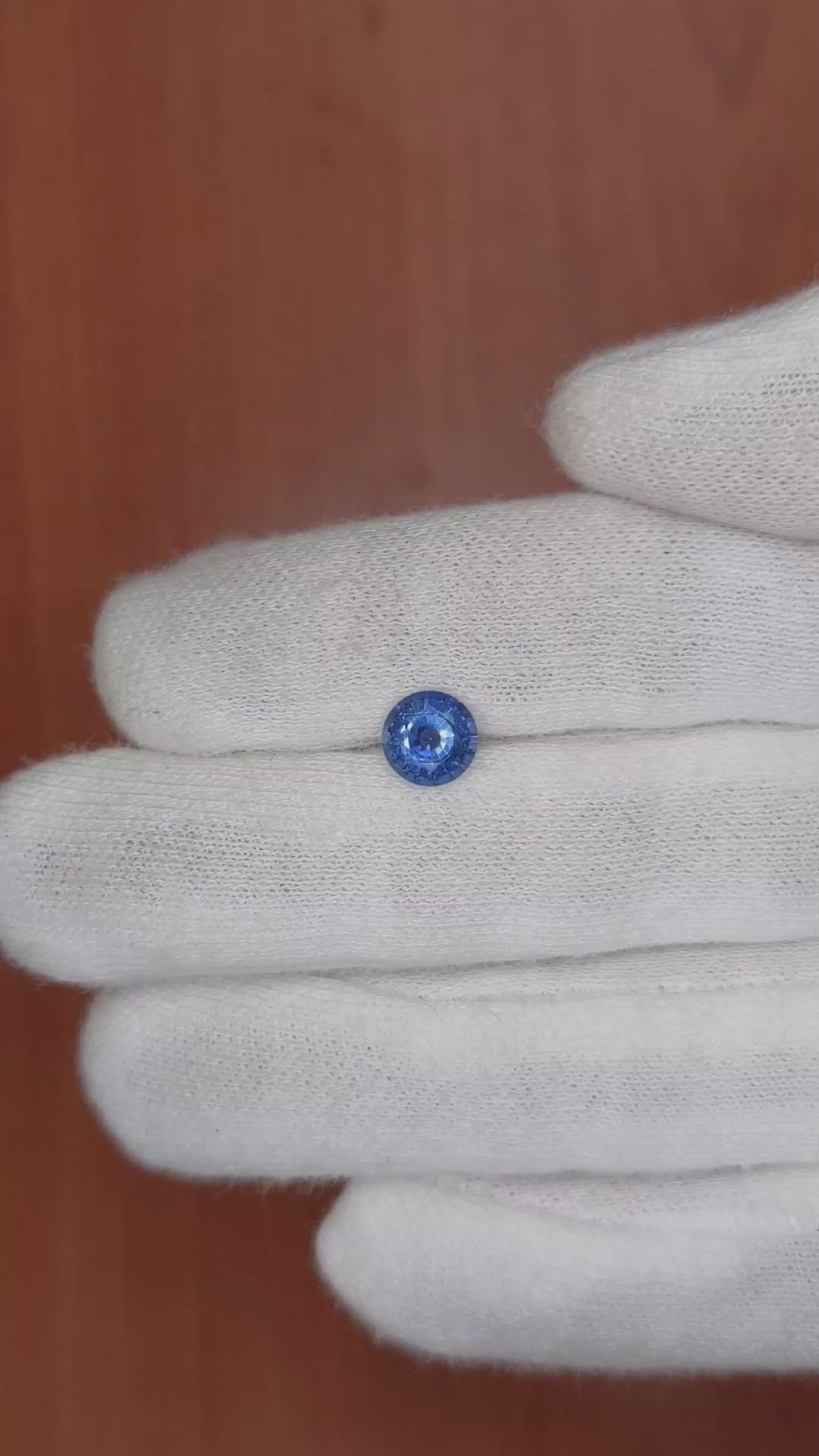 1.15 Ct. Blue Sapphire from Ceylon (Sri Lanka) Size Video