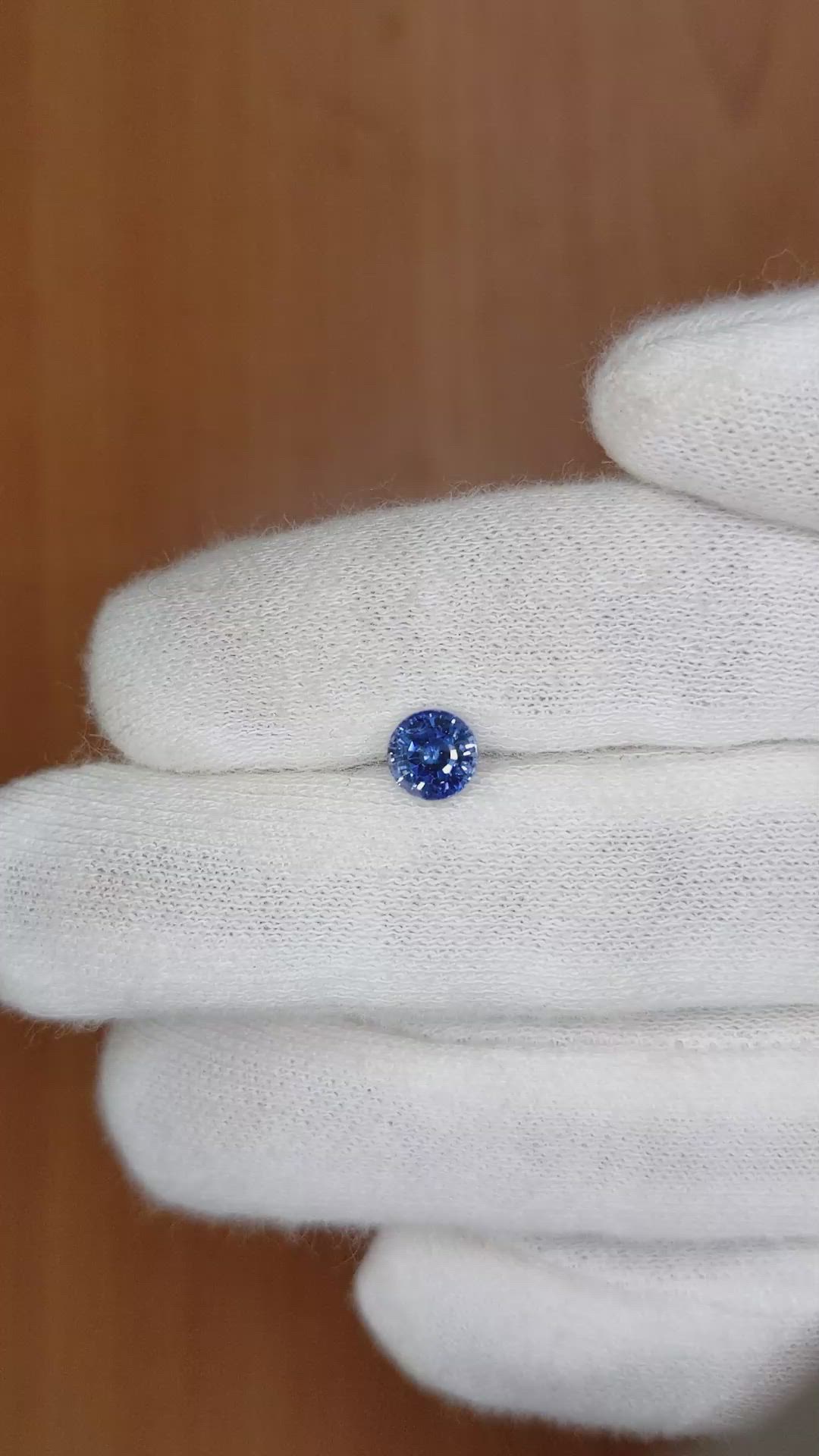 0.97 Ct. Blue Sapphire from Ceylon (Sri Lanka) Size Video