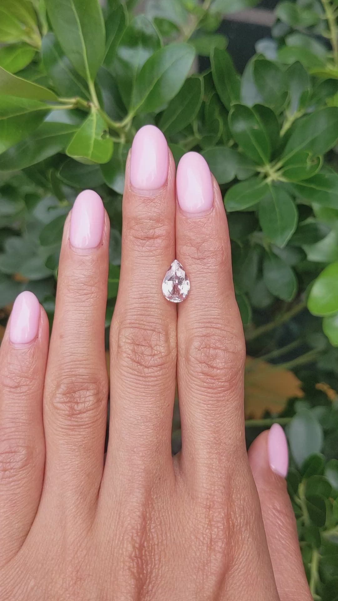 2.24 Ct. Pink Sapphire from Ceylon (Sri Lanka) Size Video