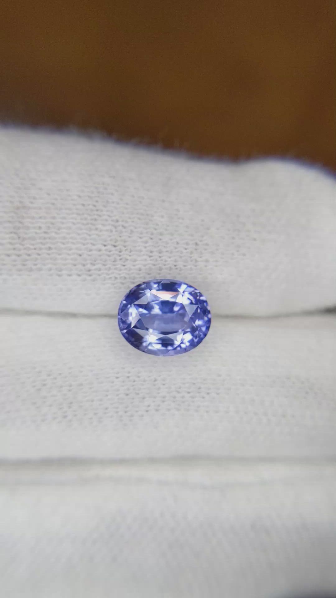 2.77 Ct. Blue Sapphire from Ceylon (Sri Lanka) Size Video