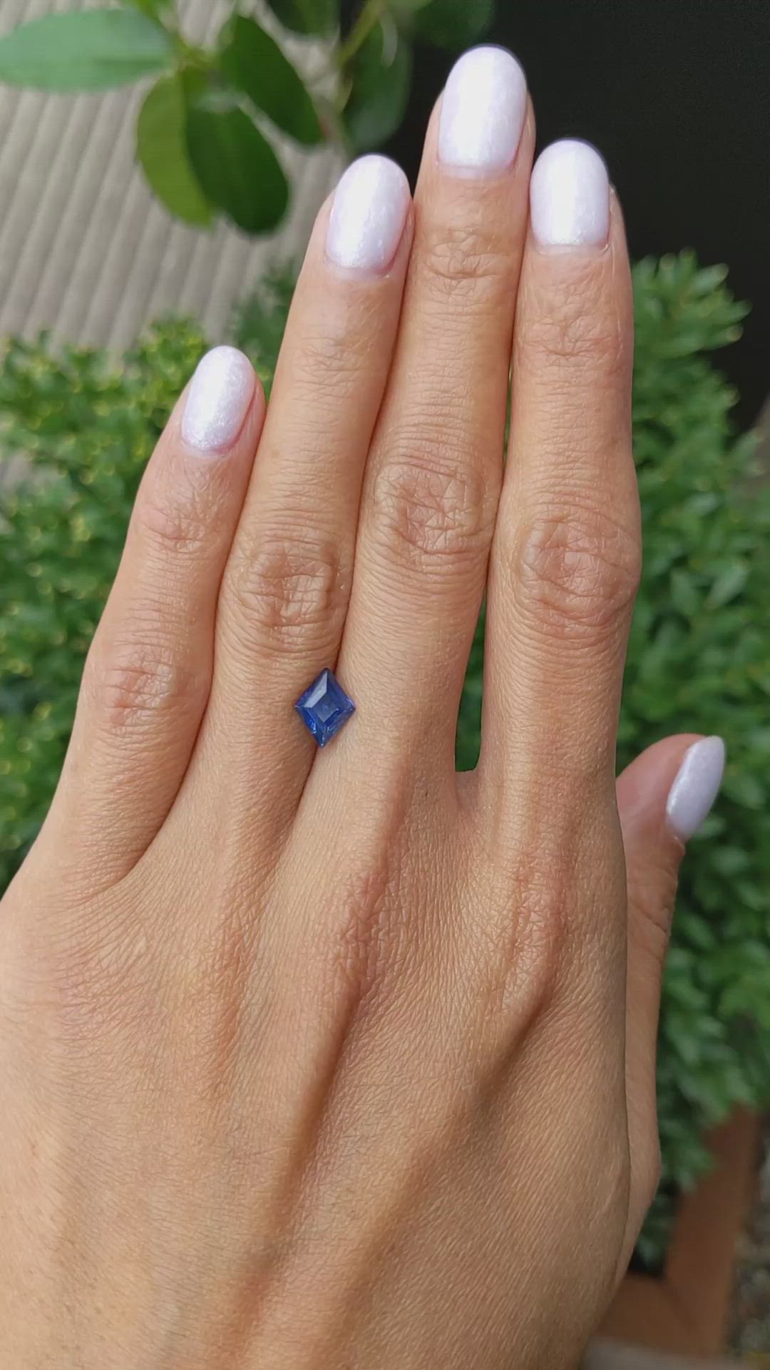 1.33 Ct. Blue Sapphire from Ceylon (Sri Lanka) Size Video