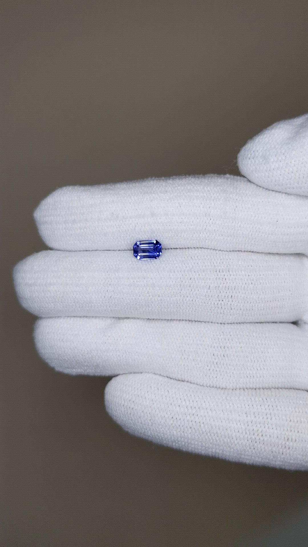 0.56 Ct. Blue Sapphire from Ceylon (Sri Lanka) Size Video