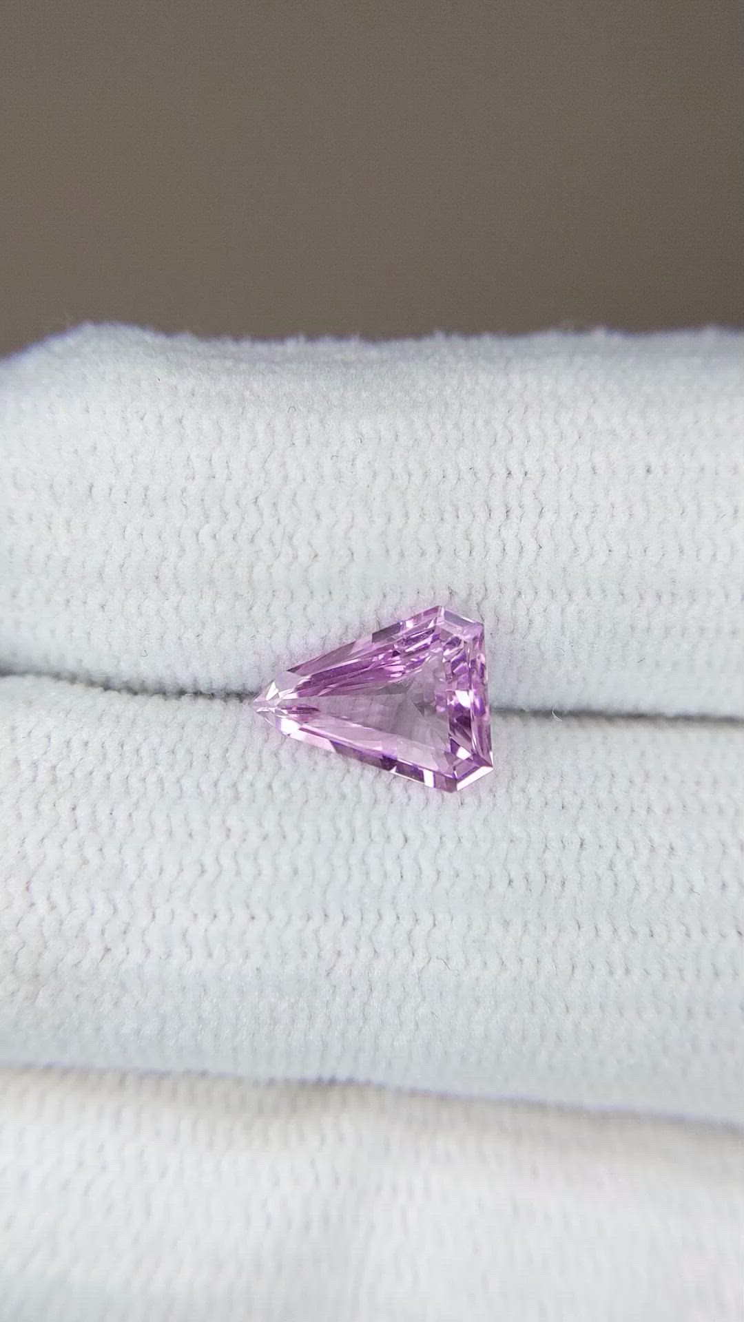 1.11 Ct. Pink Sapphire from Ceylon (Sri Lanka) Size Video