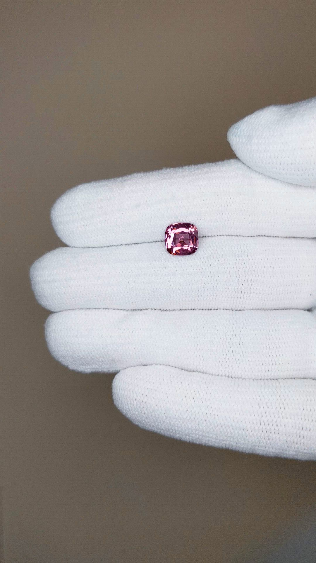1.50 Ct. Reddish Pink Sapphire from Ceylon (Sri Lanka) Size Video