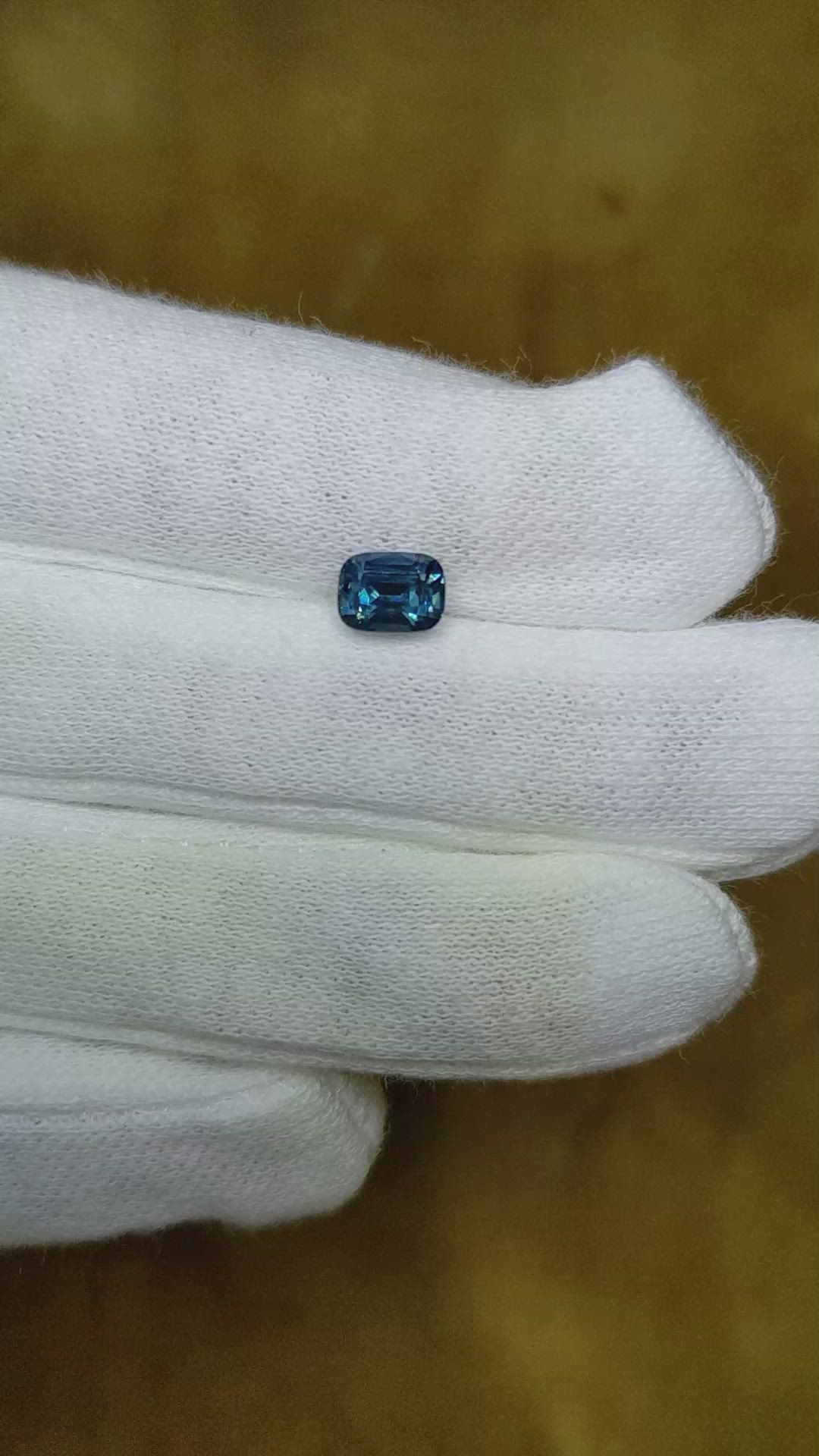 1.11 Ct. Sapphire from Ceylon (Sri Lanka) Size Video