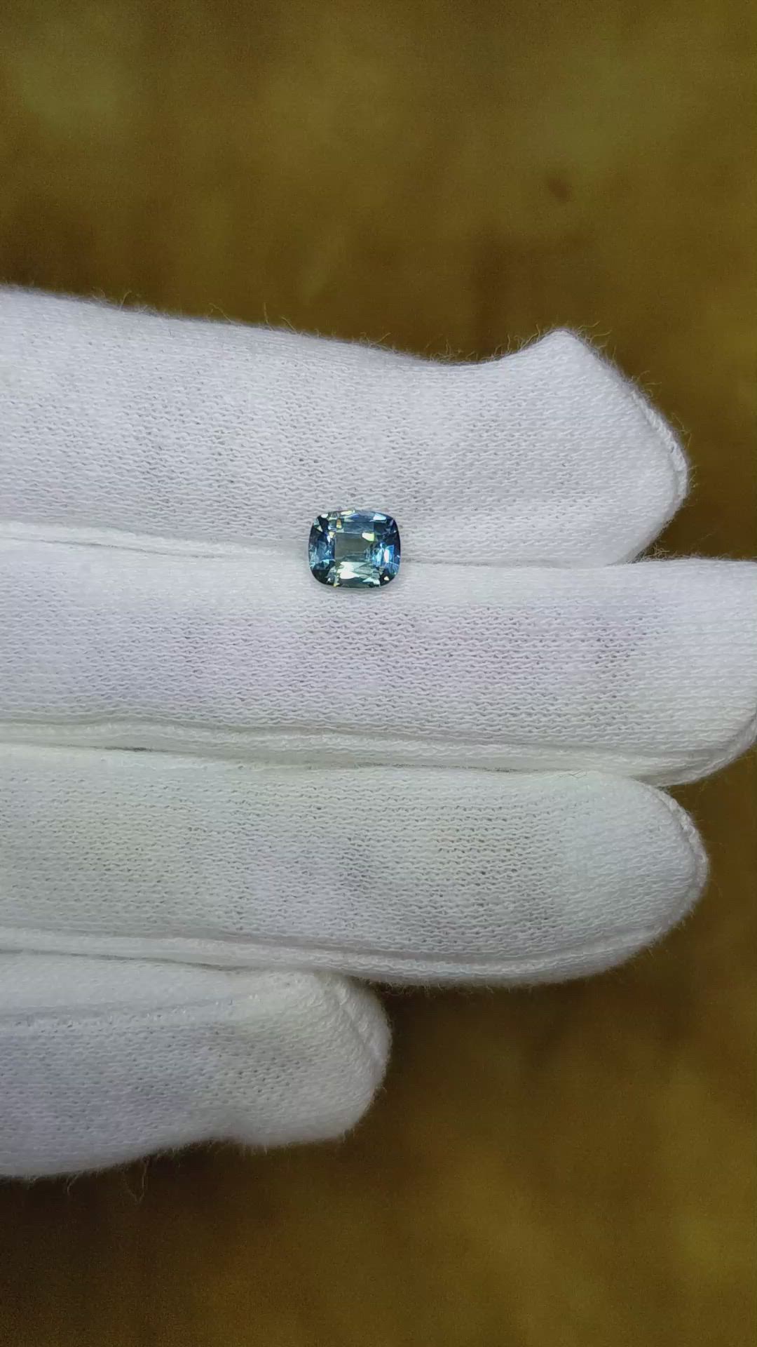 1.04 Ct. Greenish Blue Sapphire from Ceylon (Sri Lanka) Size Video