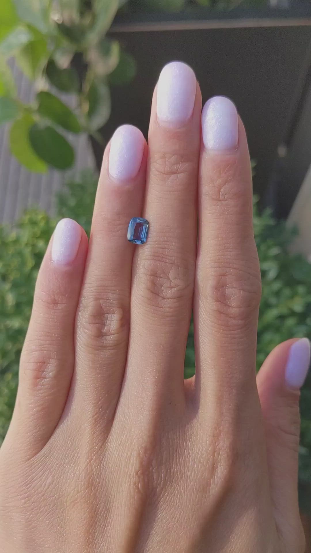 1.00 Ct. Greenish Blue Sapphire from Ceylon (Sri Lanka) Size Video