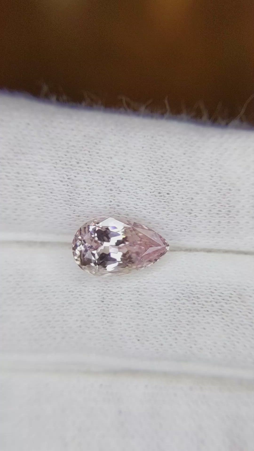 3.29 Ct. Pink Sapphire from Ceylon (Sri Lanka) Size Video