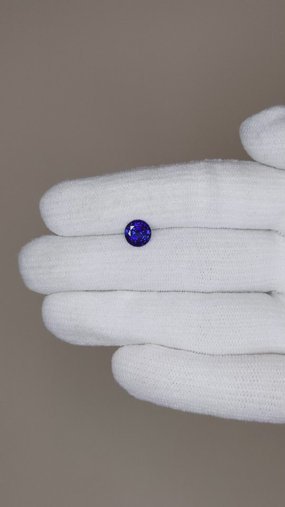 1.12 Ct. Blue Sapphire from Ceylon (Sri Lanka) Size Video