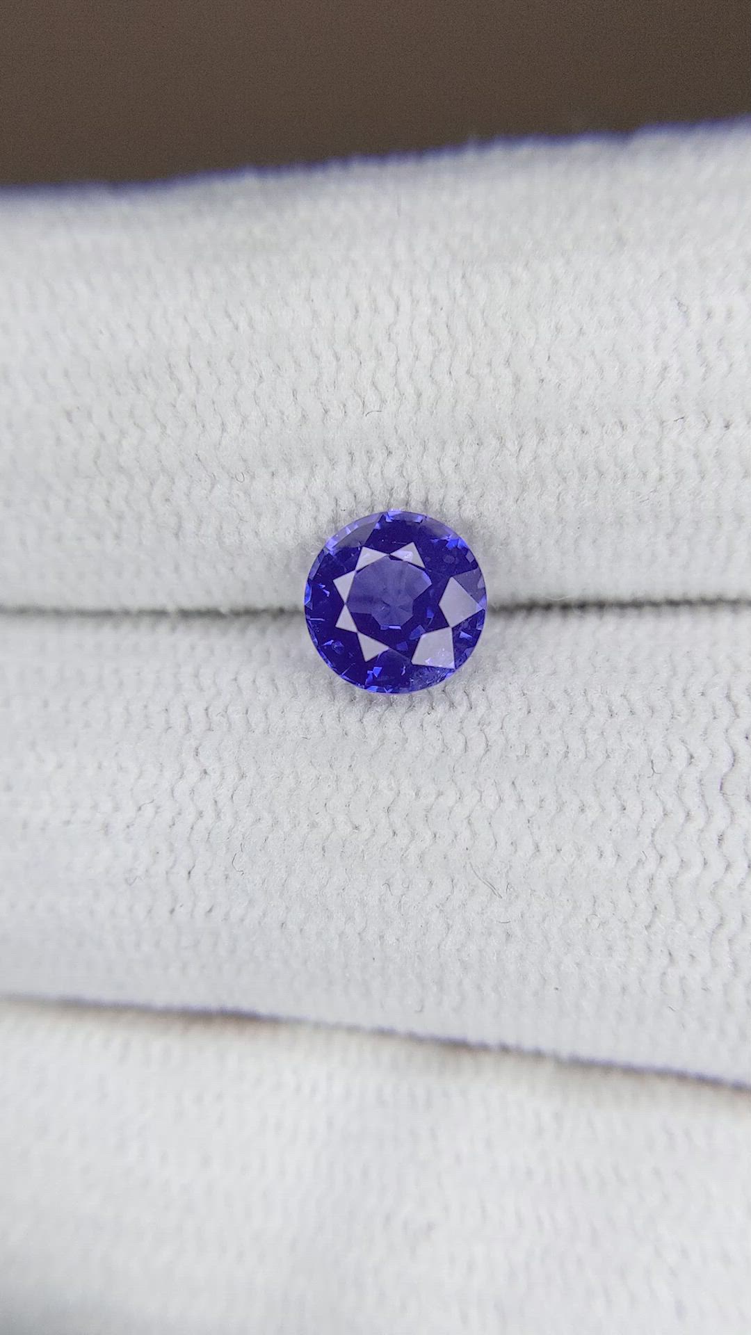 1.15 Ct. Blue Sapphire from Ceylon (Sri Lanka) Size Video