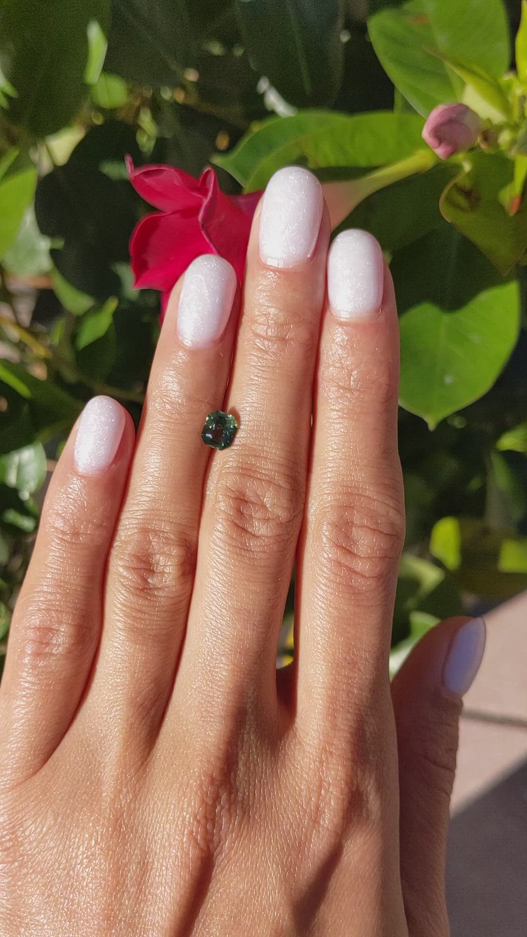 1.07 Ct. Bluish Green Sapphire from Ceylon (Sri Lanka) Size Video