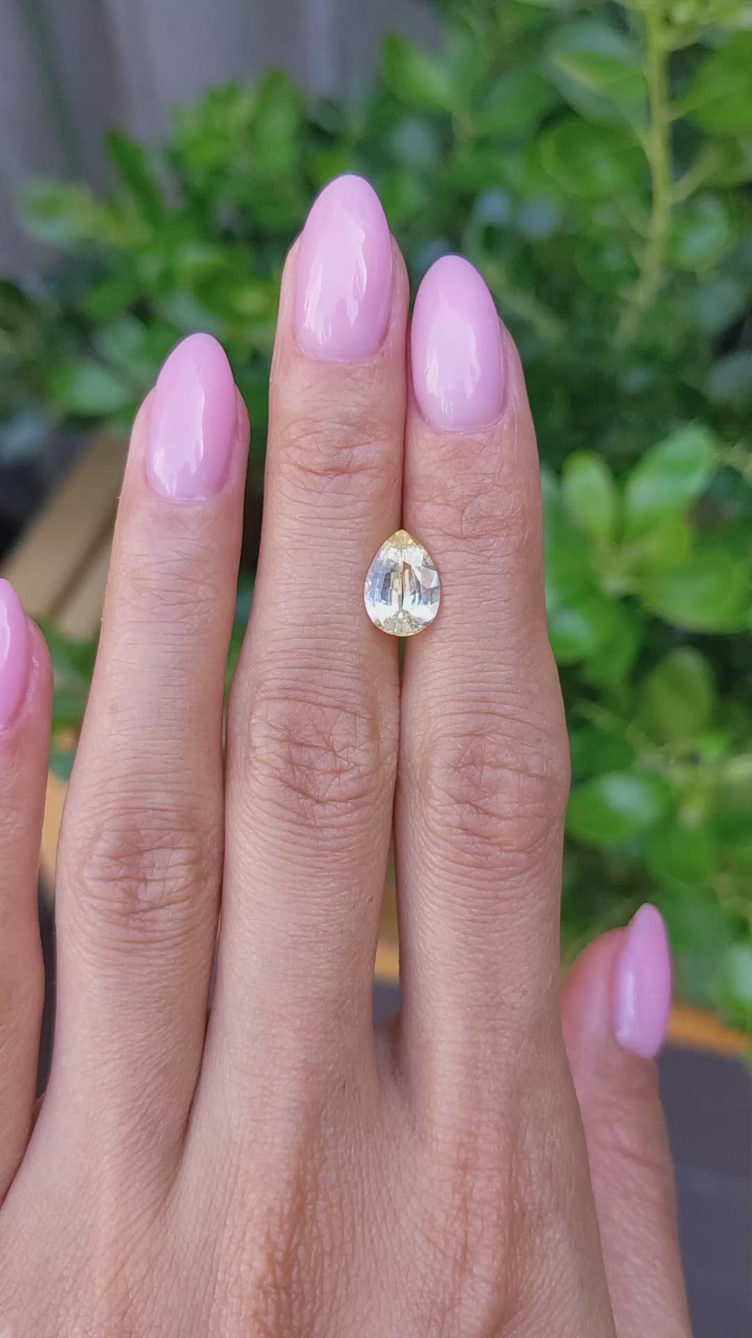 2.31 Ct. Yellow Sapphire from Ceylon (Sri Lanka) Size Video
