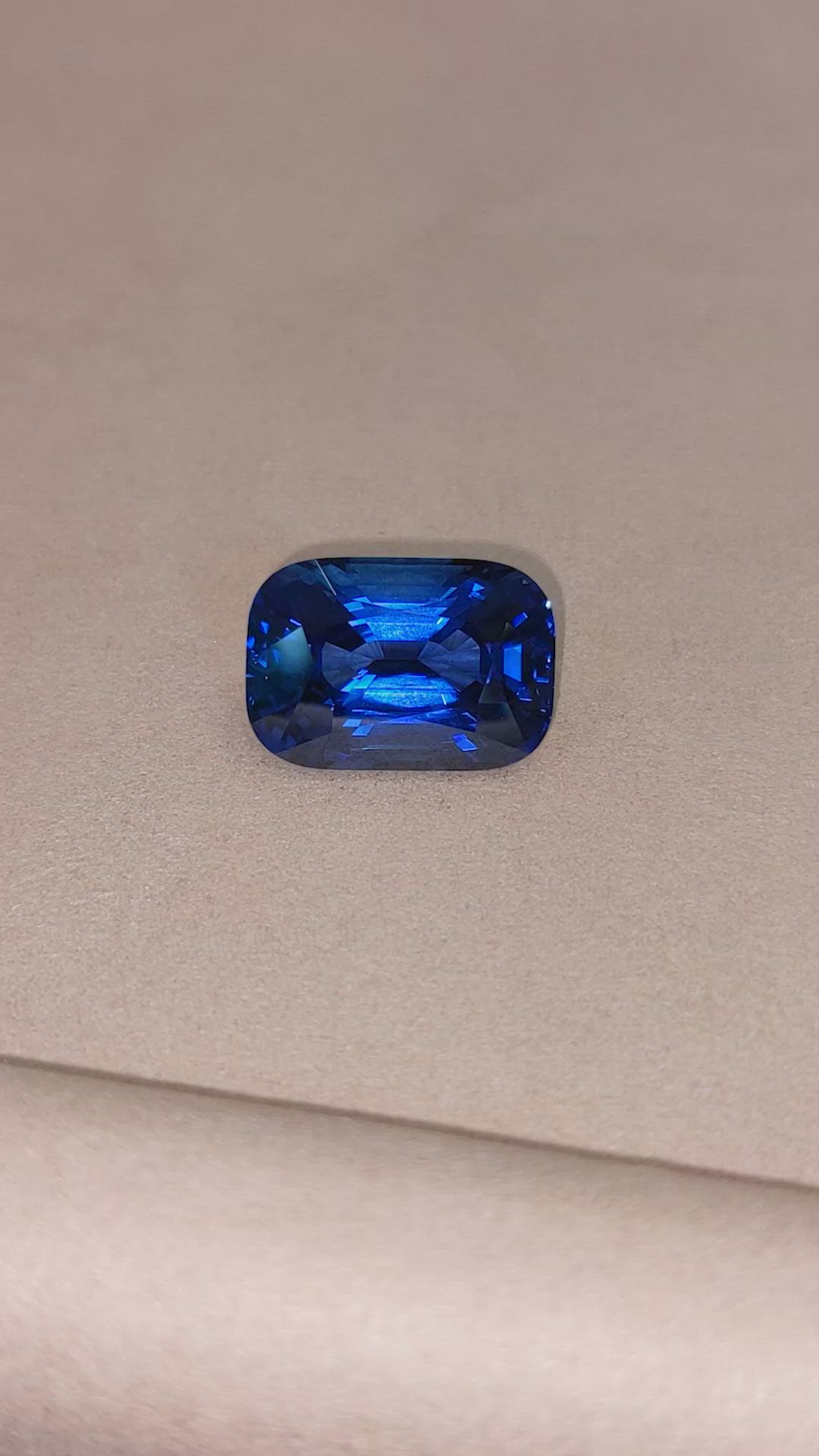 34.48 Ct. Blue Sapphire from Ceylon (Sri Lanka) Size Video