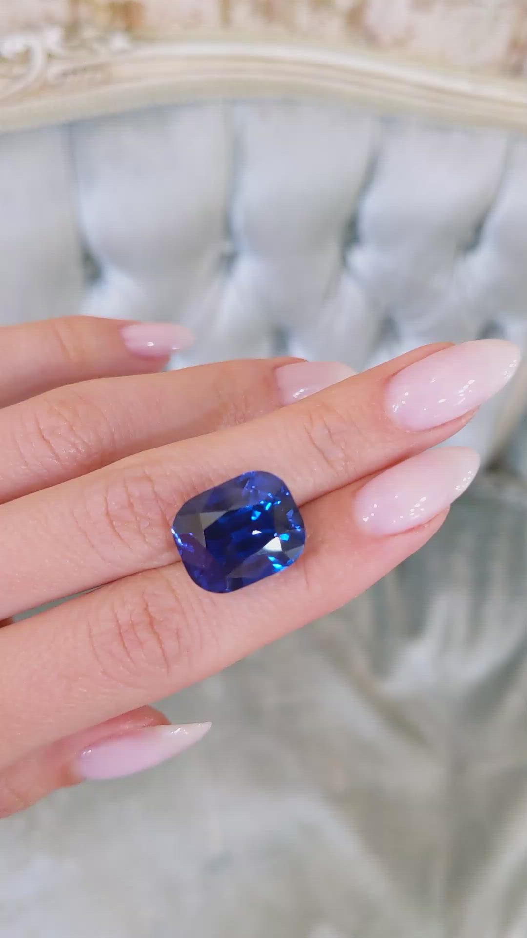 19.35 Ct. Blue Sapphire from Ceylon (Sri Lanka) Size Video