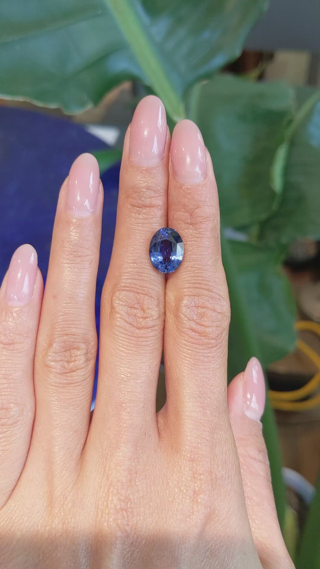 5.18 Ct. Blue Sapphire from Ceylon (Sri Lanka) Size Video