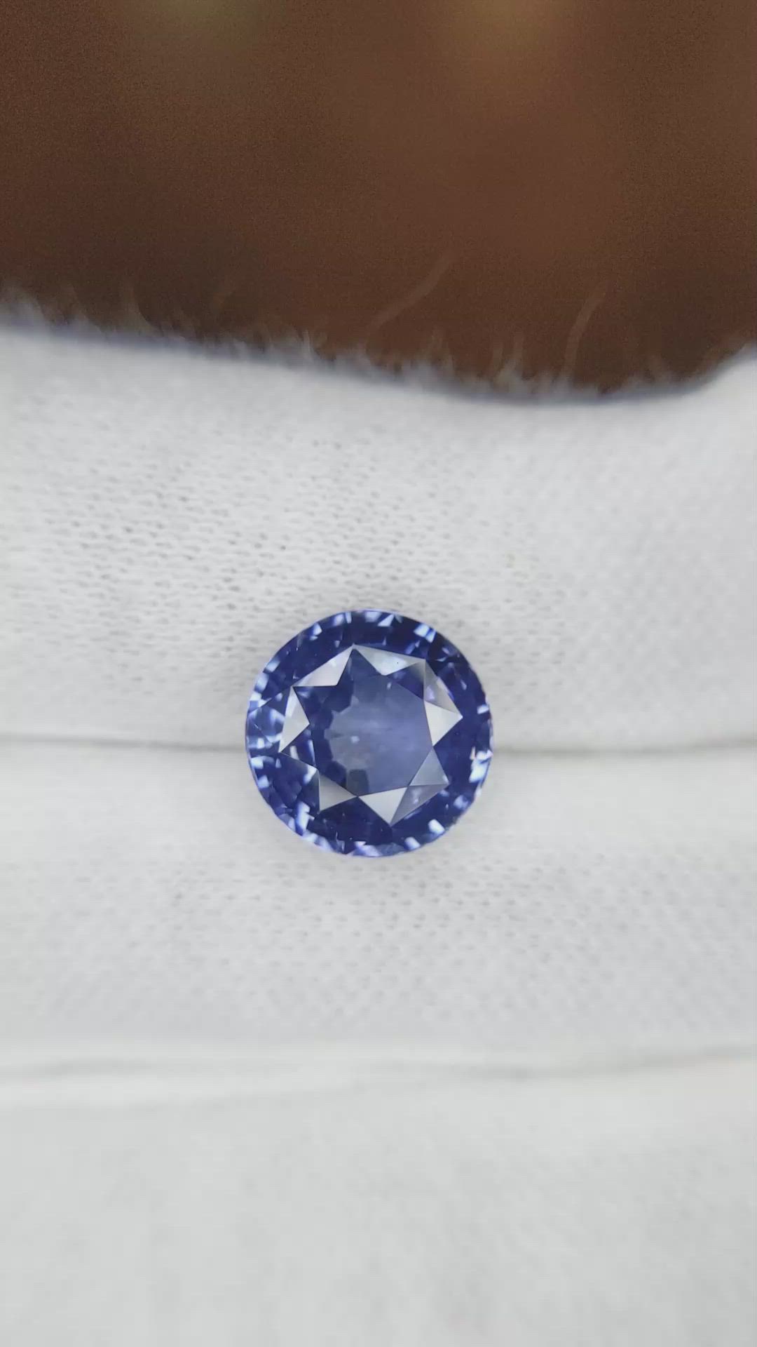 5.14 Ct. Blue Sapphire from Ceylon (Sri Lanka) Size Video
