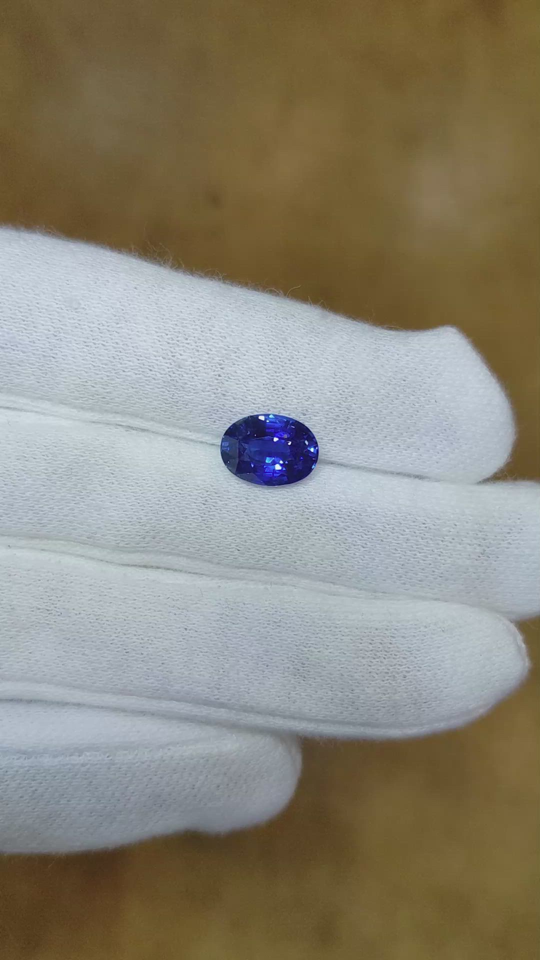 3.06 Ct. Blue Sapphire from Ceylon (Sri Lanka) Size Video