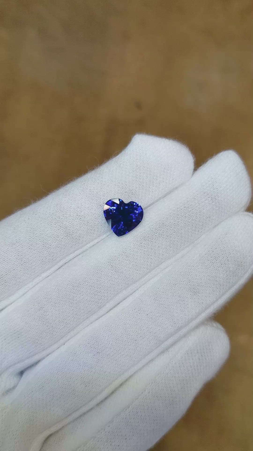 3.19 Ct. Blue Sapphire from Ceylon (Sri Lanka) Size Video