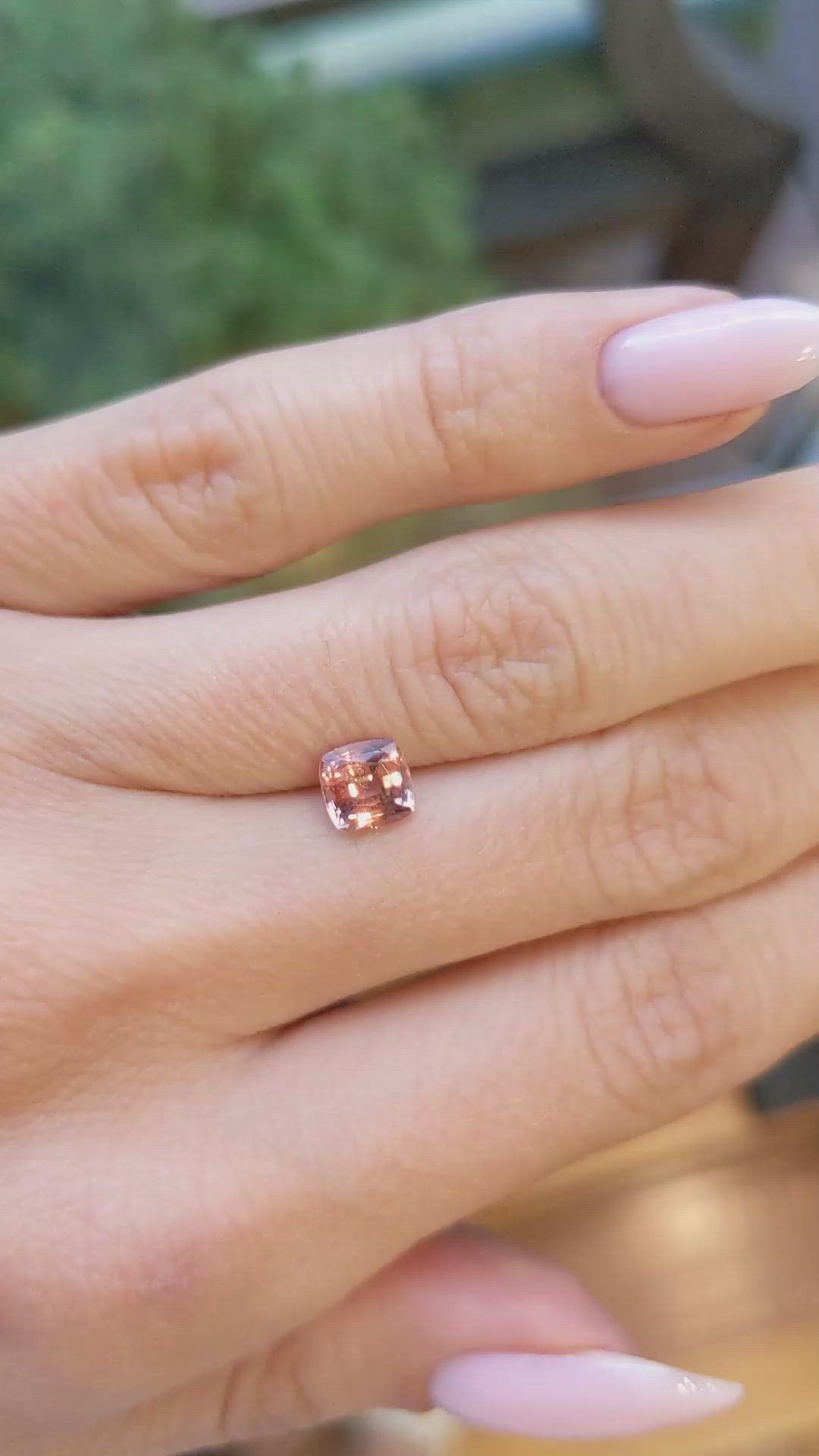 1.04 Ct. Padparadscha Sapphire from Ceylon (Sri Lanka) Size Video