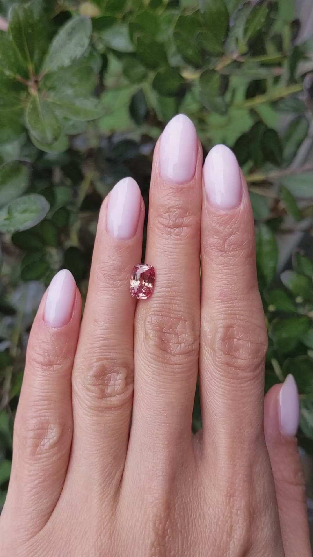 2.16 Ct. Padparadscha Sapphire from Ceylon (Sri Lanka) Size Video