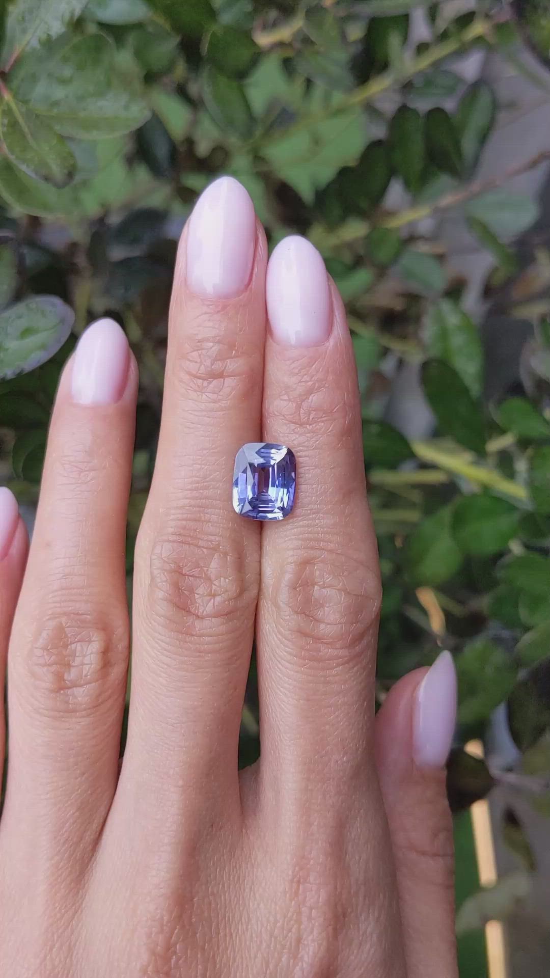 4.06 Ct. Violet Sapphire from Ceylon (Sri Lanka) Size Video