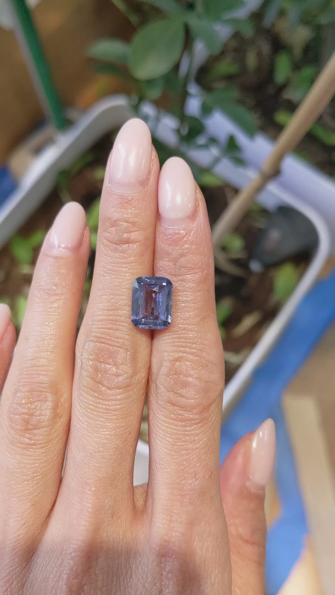 5.45 Ct. Blue Sapphire from Ceylon (Sri Lanka) Size Video