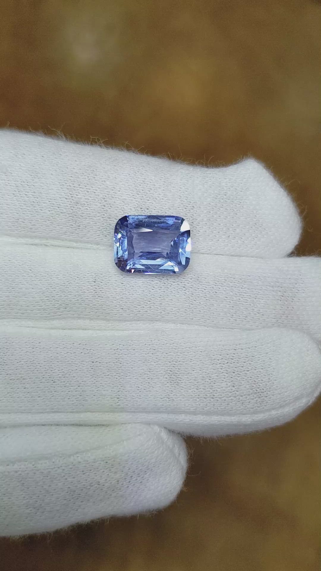 5.45 Ct. Blue Sapphire from Ceylon (Sri Lanka) Size Video