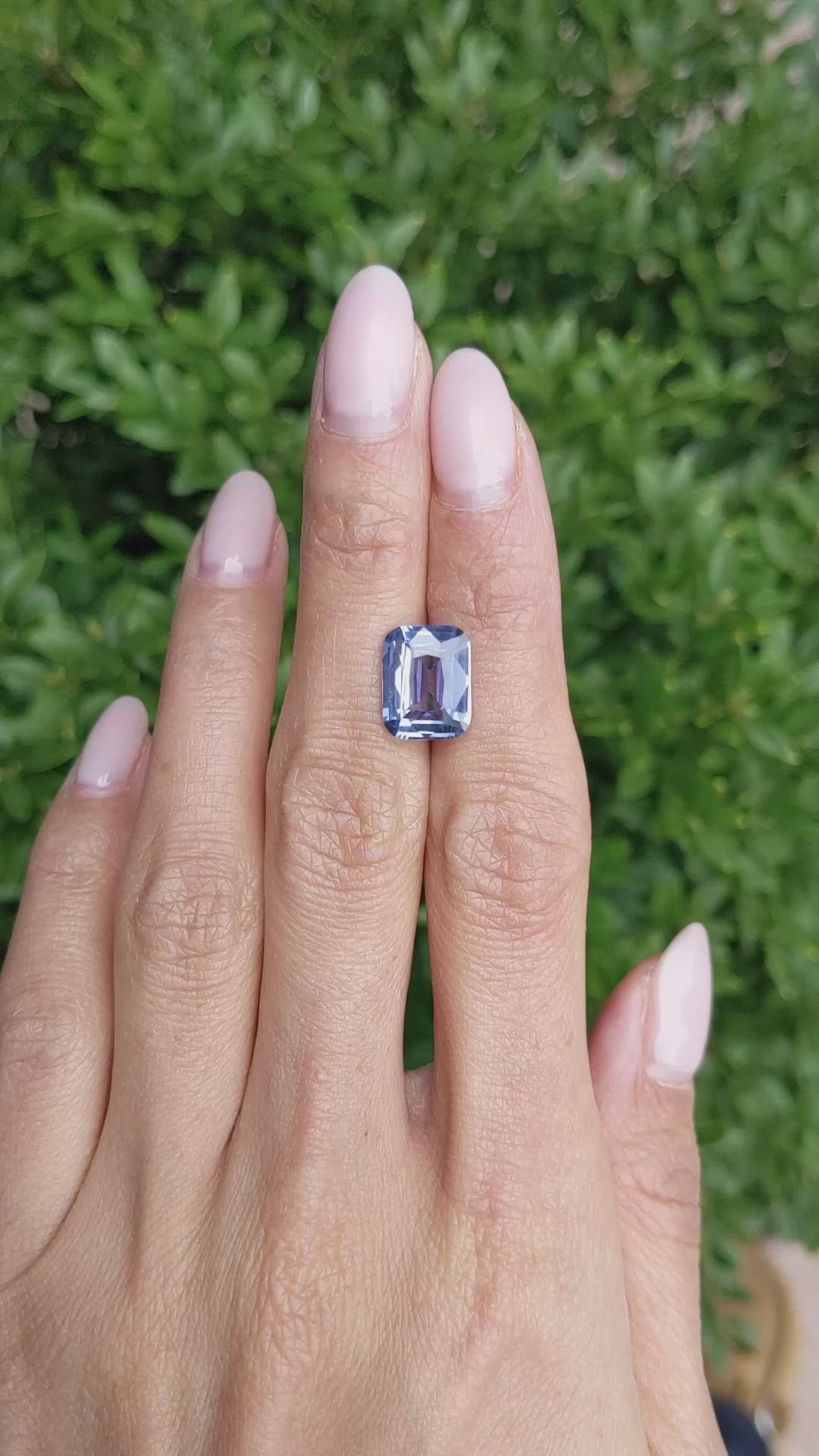 5.45 Ct. Blue Sapphire from Ceylon (Sri Lanka) Size Video